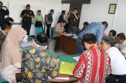 14 Mantan Anggota DPRD...