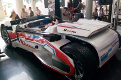 Mobil Listrik SV-2 Karya...