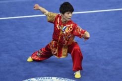 Xiaoling, Atlet Tua Kaya Prestasi