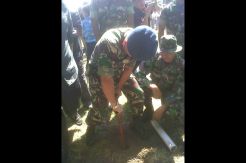 HUT ke-69, TNI buat Ratusan Lubang Biopori
