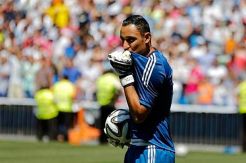 Navas Rahasiakan Debut Pertama dari Casillas