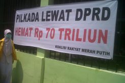 Massa Pro dan Kontra Pilkada Langsung Head to Head di DPR