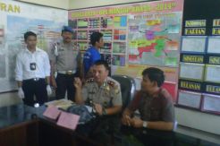 Rebutan Lahan Parkir,...