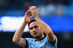 Lampard Bersedia Perpanjang...