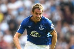Jagielka Pesimis Akhiri 15 Tahun Tanpa Kemenangan