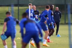 Martinez Benahi Lini Bertahan Lawan The Reds