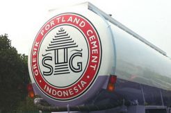 Semen Indonesia Luncurkan 65 Truk Baru