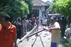 Rumah Dinas PT KAI Dieksekusi