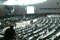 Pimpinan DPD Sementara Dituntun Menuju Kursi Pimpinan