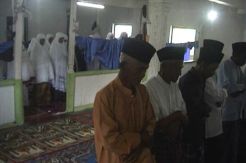 Jamaah Naqsabandiyah Padang Juga Salat Id Hari Ini