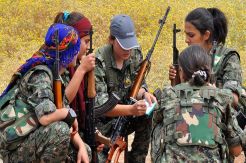 Wanita Kurdi Ledakkan...