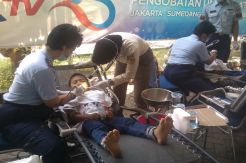 Warga Antusias Datangi...
