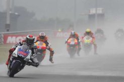Awas! Topan Vongfong Ancam Rider