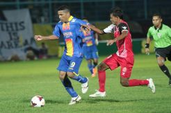 Arema Beri Mimpi Buruk Persipura