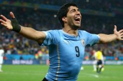 Kebelet Buang Air Besar, Suarez Izin Keluar Lapangan