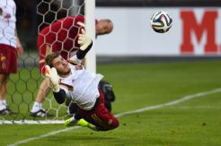 Ingin Kalahkan Casillas, De Gea Harus Kerja Keras