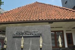 Rumah Bersejarah Inggit...