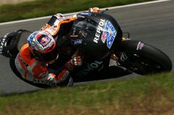 Casey Stoner Kembali ke Lintasan ?