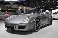 Porsche 911 Segera Gunakan Mesin Lebih Kecil