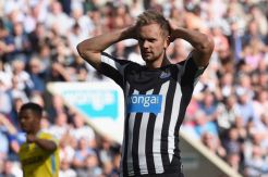 De Jong Kembali Bela Newcastle Usai Natal