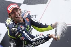Rossi Pasang Dua Target di Sepang