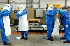Pasien Ebola Dekati 10.000