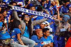 Pas Band Klaim Viking...