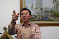 Ahok Tak Puas Kinerja Pejabat