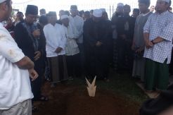 Soegeng Sarjadi Dikebumikan di Selabintana