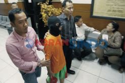 Polisi Tangkap Guru...