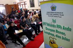 Ahok Tuding Ada Petugas Pajak Main Upeti