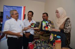 Menengok Kelompok Usaha Kerajinan di Perak Utara Surabaya