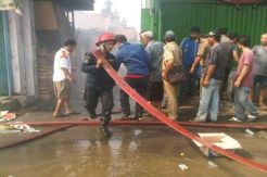 Tabung Gas Meledak, 6 Ruko Hangus Terbakar