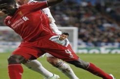 Hujan Pujian Untuk Toure