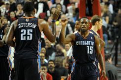 Hornets Keluar dari...