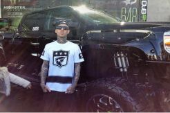 Drummer Blink 182 Pamer Mobil Baru di SEMA