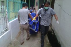 Pengusaha Layangan Tewas Membusuk di Toilet