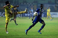 Januari, Persib Ladeni Arema di Final IIC