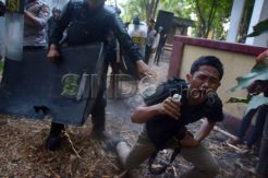 AJI Desak Polisi Brutal Dikenakan UU Pers