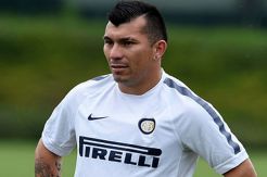 Medel Siap Berbakti pada Mancini