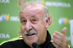 Del Bosque Bantah Ancam Costa dan Fabregas