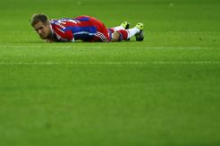 Bayern Umumkan Lahm Cedera Serius
