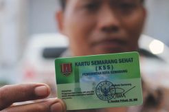 Sakit, Warga Miskin...