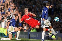 Southampton Berencana Datangkan Kuyt