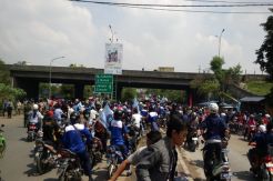 Water Canon Hadir, Blokade Tol Bitung Berakhir
