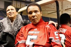 Muhammad Ali Masih Sehat!