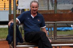 Kata La Nyalla Riedl Pasti Dipecat