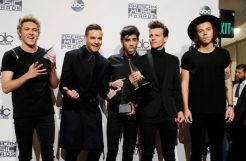 Harry: One Direction Masih dalam Masa Pertumbuhan