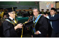 Ketua Umum PBNU Guru Besar Tasawuf UIN Sunan Ampel