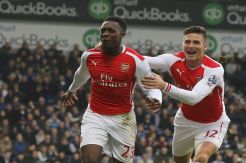 Welbeck Selamatkan Muka Arsenal